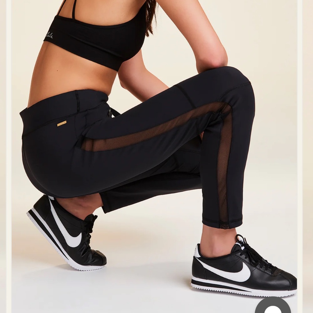 WORN ONCE Alala Fast Track Pant in Black Size S